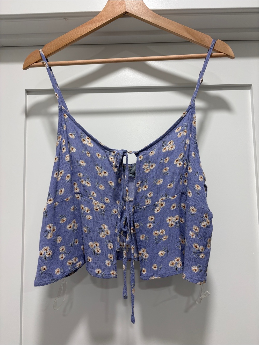 Sky and Sparrow Lavender Floral Tie-Front Crop Top